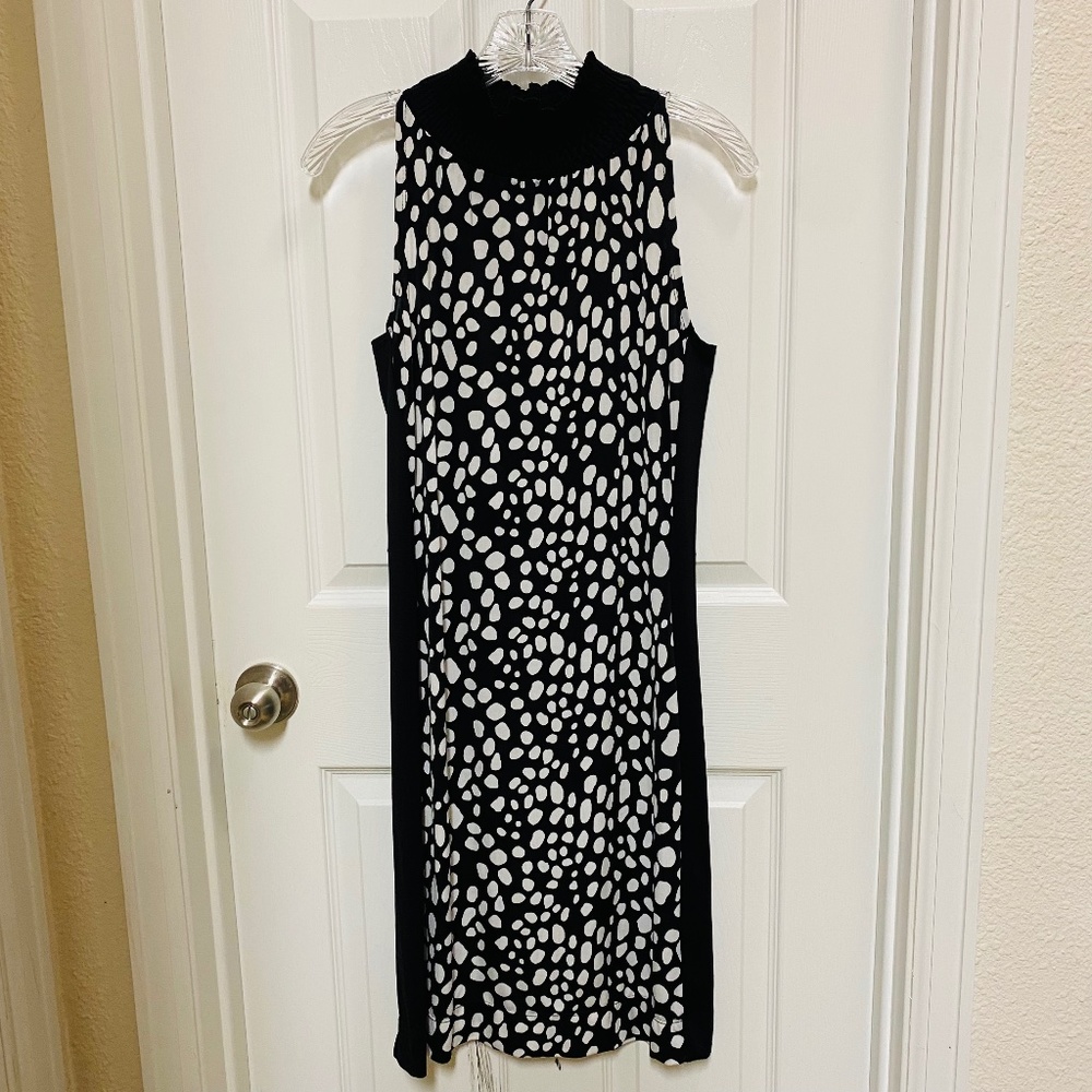 Women's Midi Dress Faux Wrap V-Neck by Essentials by Milano Size Small